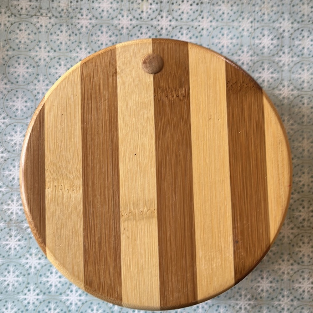Salt Box by Technique